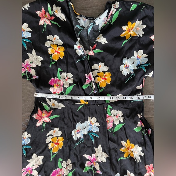 Women’s Zara Floral Print Dress SZ large - Picture 10 of 12